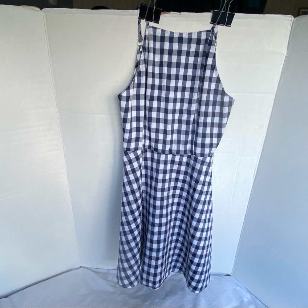 Charlotte Russe women size M spaghetti adjustable strap fit & flare summer dress